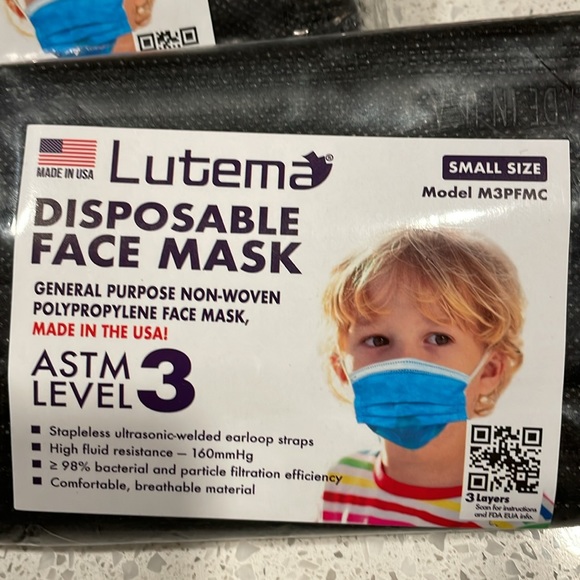 Disposable Face Masks - Picture 2 of 2
